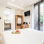 Casa Bella Gracia By Aspasios ホテル バルセロナ